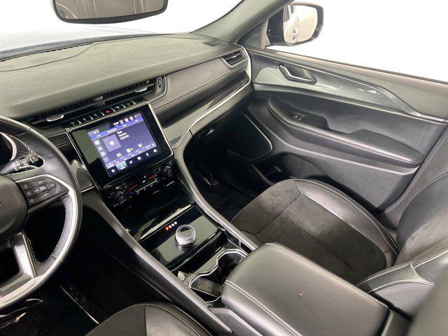 Photo of 2022 Baltic Gray Metallic Clearcoat Jeep Grand Cherokee
