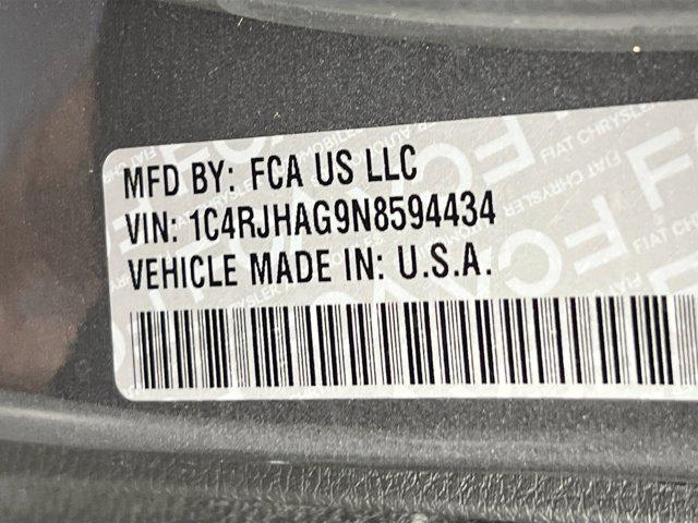 Photo of 2022 Baltic Gray Metallic Clearcoat Jeep Grand Cherokee