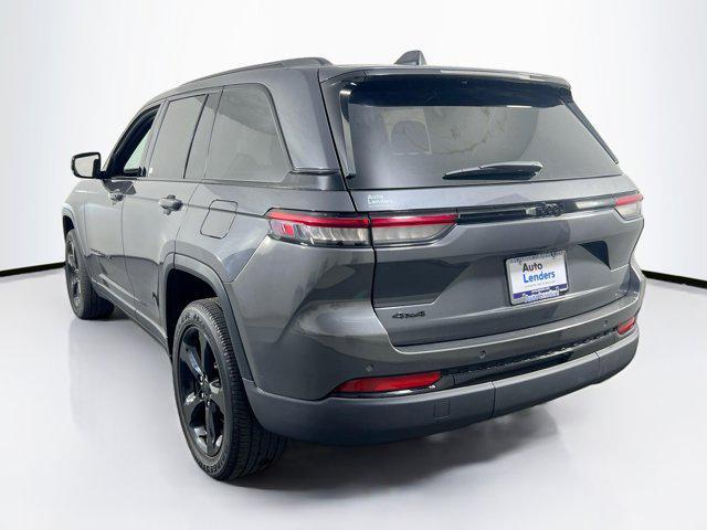 Photo of 2022 Baltic Gray Metallic Clearcoat Jeep Grand Cherokee