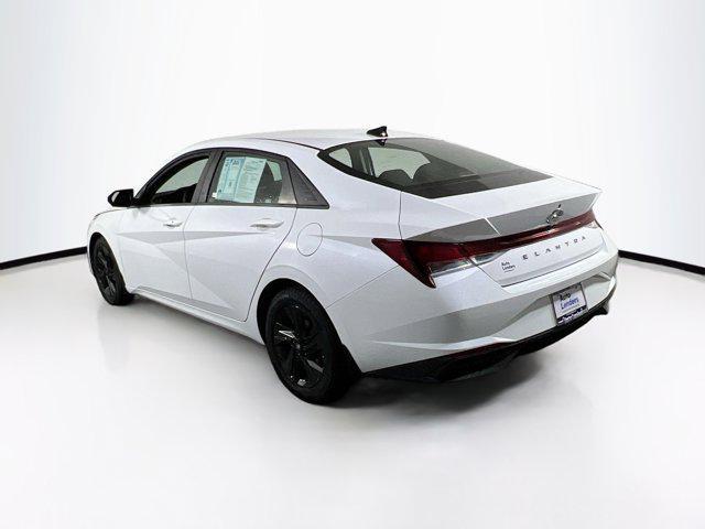 Photo of 2023 Quartz White Hyundai ELANTRA