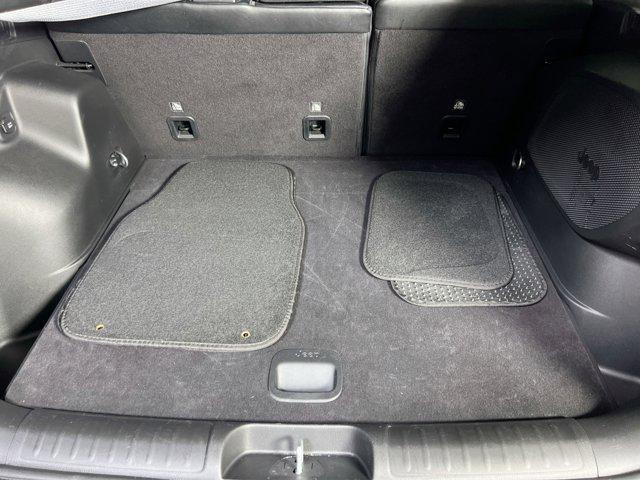 Photo of 2022 Granite Crystal Metallic Clearcoat Jeep Cherokee