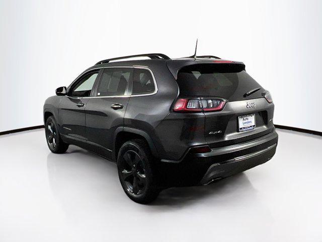 Photo of 2022 Granite Crystal Metallic Clearcoat Jeep Cherokee