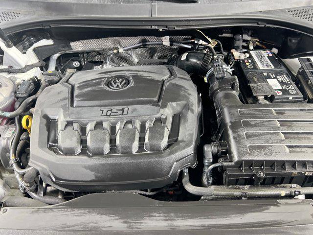 Photo of 2022 Pure White Volkswagen Tiguan
