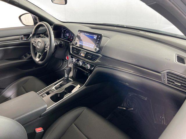 Photo of 2022 Lunar Silver Metallic Honda Accord