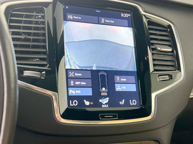 Photo of 2017 Onyx Black Metallic Volvo XC90