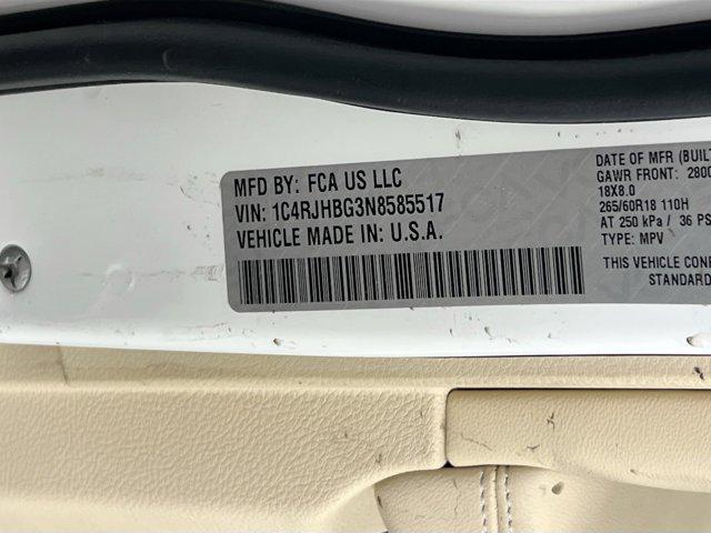 Photo of 2022 Bright White Clearcoat Jeep Grand Cherokee
