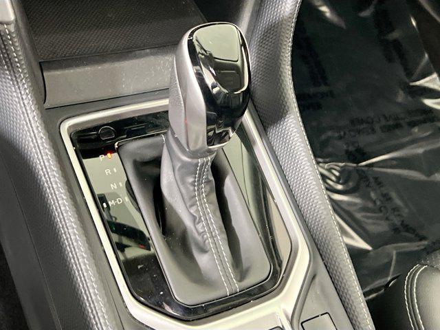 Photo of 2021 Ice Silver Metallic Subaru Forester