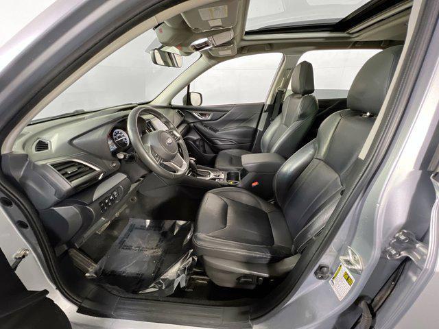 Photo of 2021 Ice Silver Metallic Subaru Forester