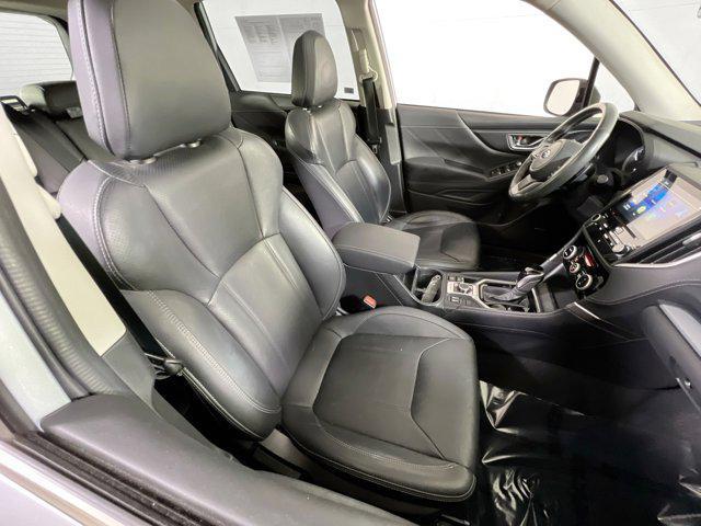Photo of 2021 Ice Silver Metallic Subaru Forester