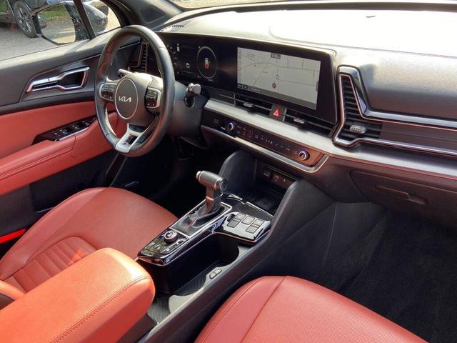 Photo of 2023 Ebony Black Kia Sportage