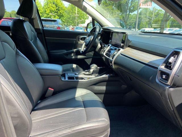 Photo of 2022 Gravity Gray Kia Sorento