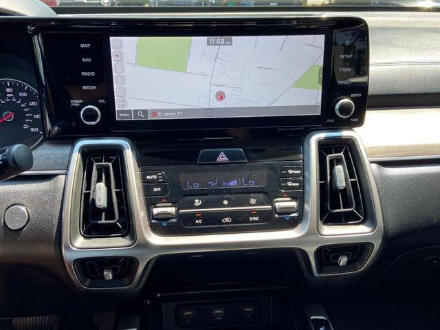 Photo of 2022 Gravity Gray Kia Sorento