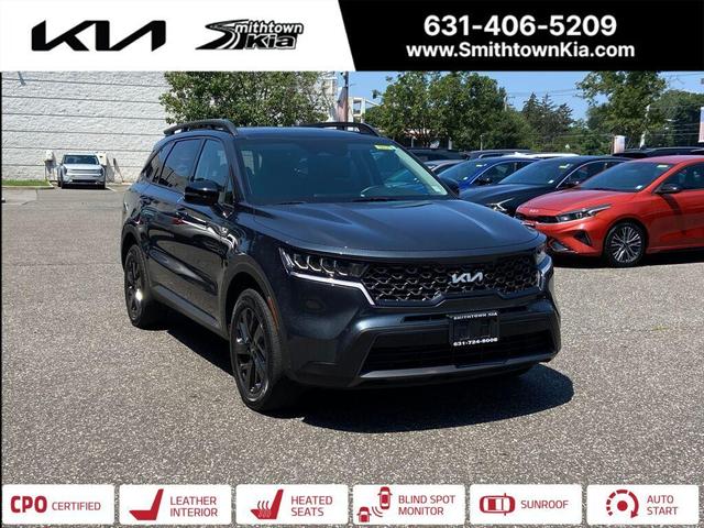 Photo of 2022 Gravity Gray Kia Sorento