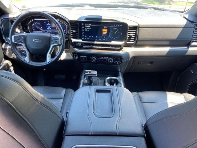 Photo of 2022 Northsky Blue Metallic Chevrolet Silverado 1500