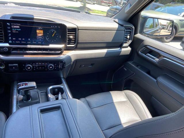 Photo of 2022 Northsky Blue Metallic Chevrolet Silverado 1500
