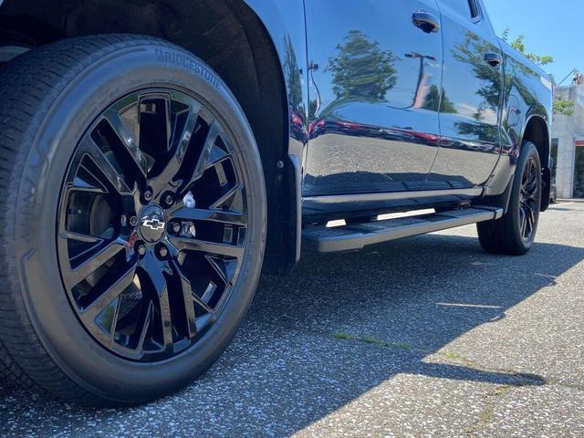 Photo of 2022 Northsky Blue Metallic Chevrolet Silverado 1500