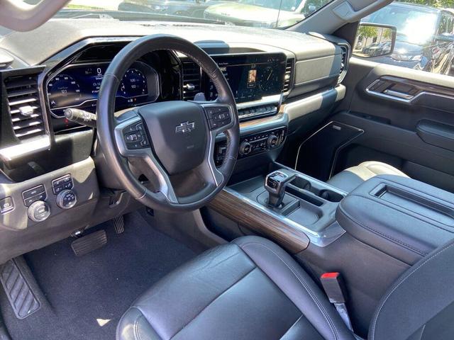 Photo of 2022 Northsky Blue Metallic Chevrolet Silverado 1500