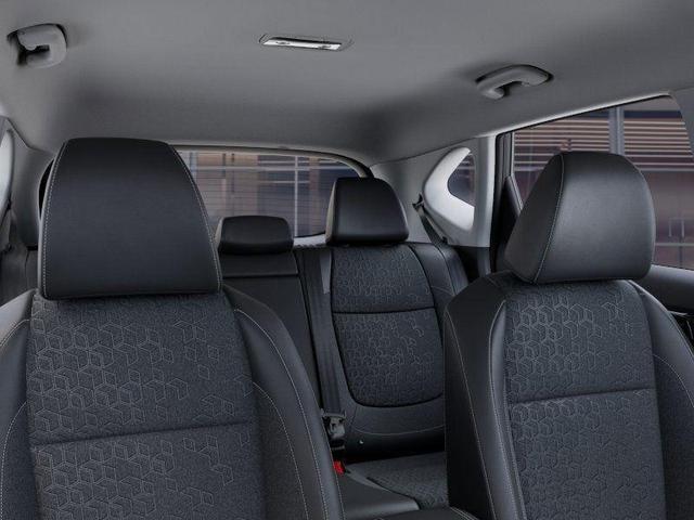 Photo of 2025 Clear White / Black Roof Kia Seltos