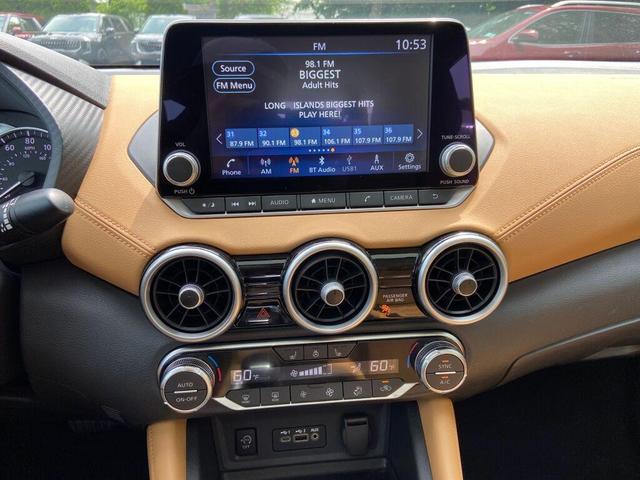 Photo of 2024 Aspen White Nissan Sentra