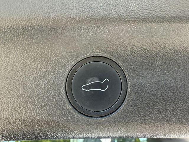 Photo of 2021 Gray Tesla Model Y