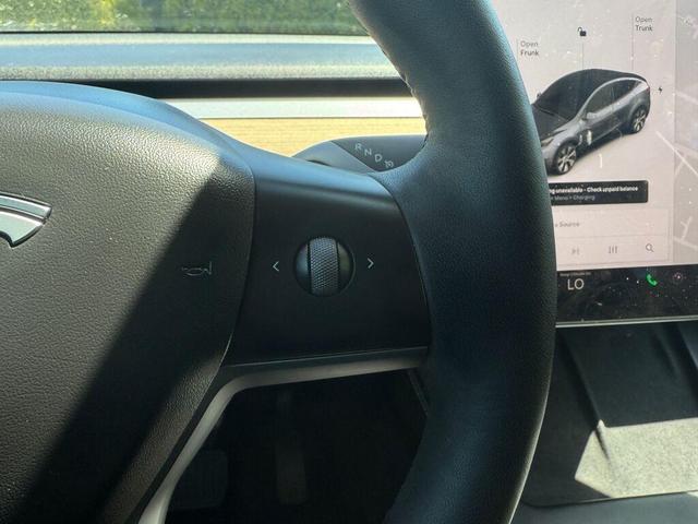 Photo of 2021 Gray Tesla Model Y