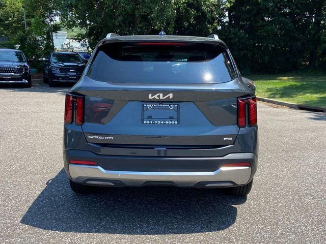 Photo of 2025 Gravity Gray Kia Sorento