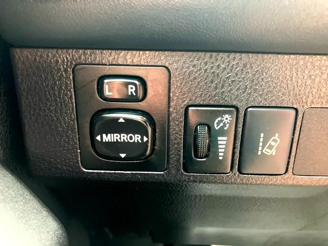 Photo of 2018 Not Specified Toyota RAV4