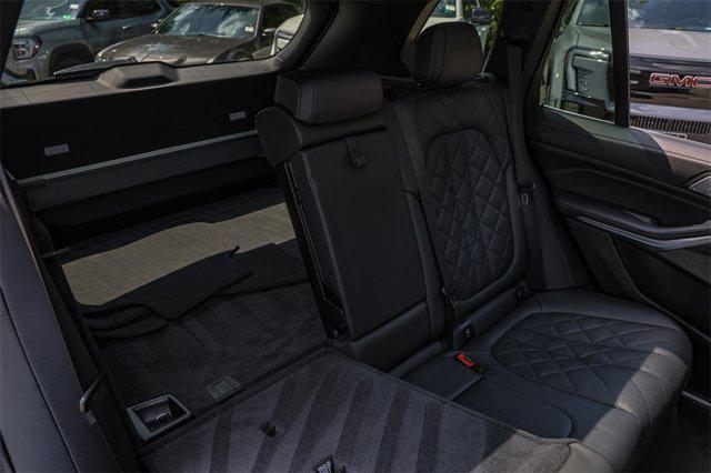 Photo of 2024 Black Sapphire Metallic BMW X5