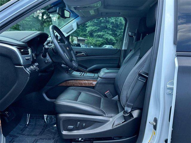 Photo of 2018 Summit White Chevrolet Tahoe