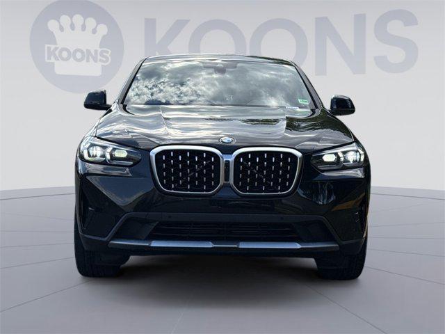 Photo of 2024 Black BMW X4