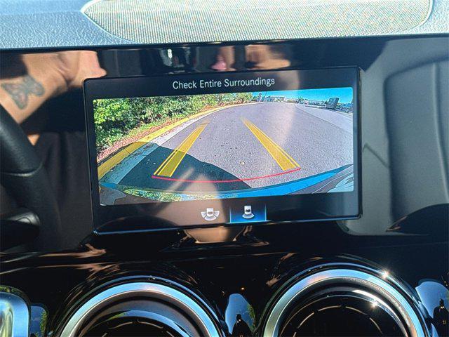 Photo of 2020 Mountain Grey Metallic Mercedes-Benz GLB 250