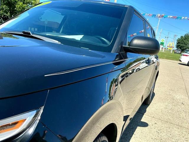 Photo of 2021 Cherry Black Kia Soul