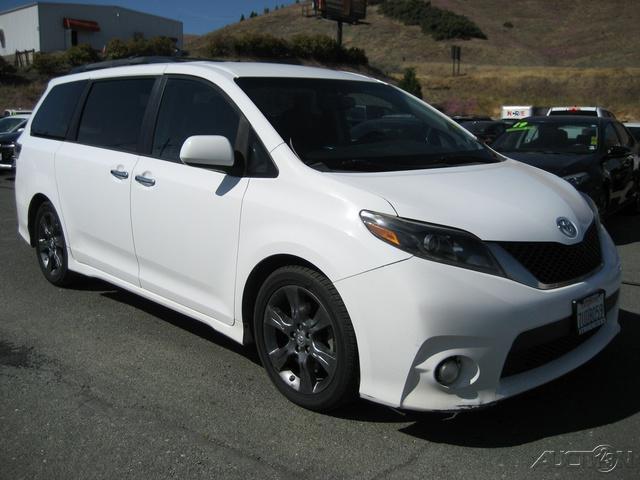 2016 Toyota Sienna