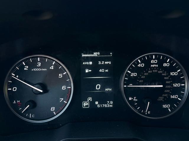 Photo of 2023 Ice Silver Metallic Subaru Outback