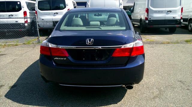 Photo of 2013 Blue Honda Accord