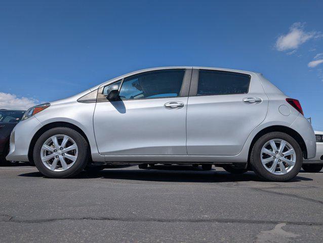 Photo of 2015 Classic Silver Metallic Toyota Yaris