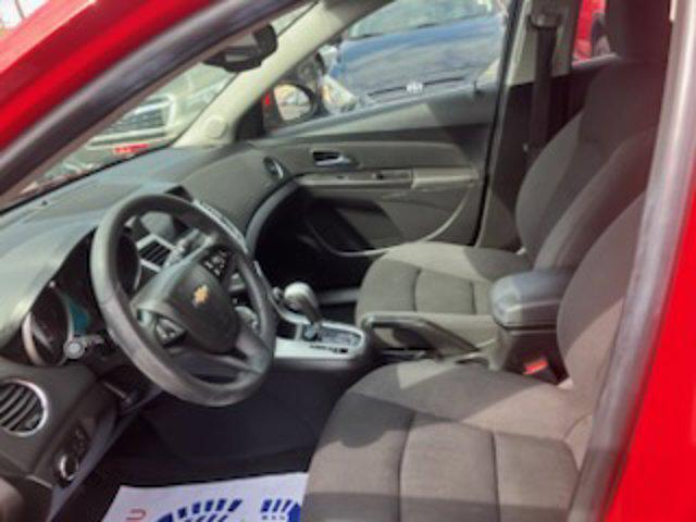 Photo of 2016 Red Hot Chevrolet Cruze Limited