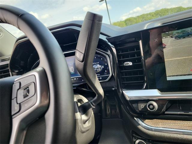 Photo of 2025 Summit White Chevrolet Silverado 1500