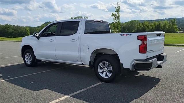 Photo of 2025 Summit White Chevrolet Silverado 1500