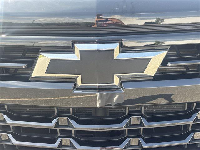 Photo of 2022 Black Chevrolet Silverado 1500