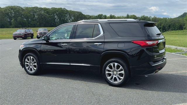 Photo of 2020 Mosaic Black Metallic Chevrolet Traverse