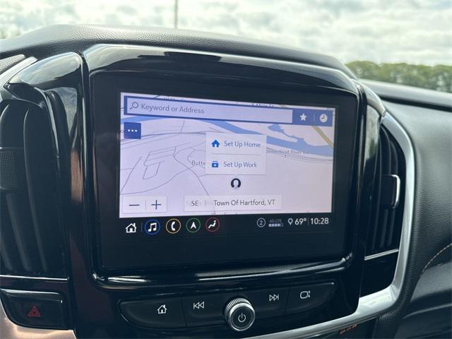 Photo of 2020 Mosaic Black Metallic Chevrolet Traverse