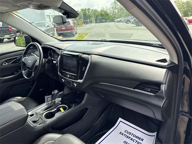 Photo of 2020 Mosaic Black Metallic Chevrolet Traverse