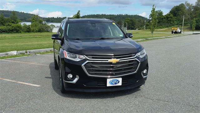 Photo of 2020 Mosaic Black Metallic Chevrolet Traverse
