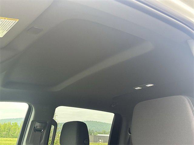 Photo of 2025 Summit White Chevrolet Silverado 2500