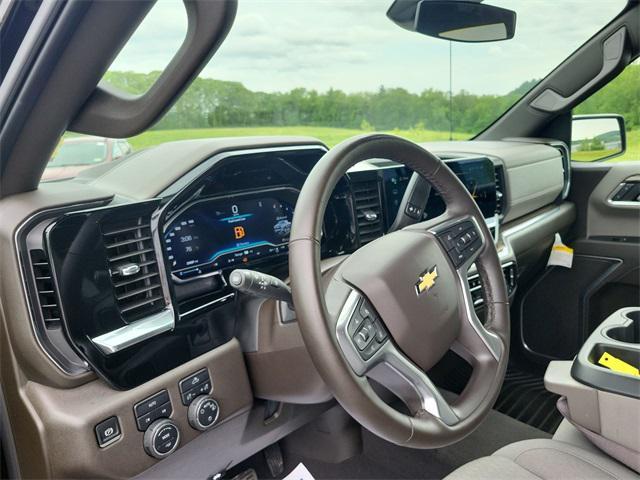 Photo of 2025 Black Chevrolet Silverado 1500