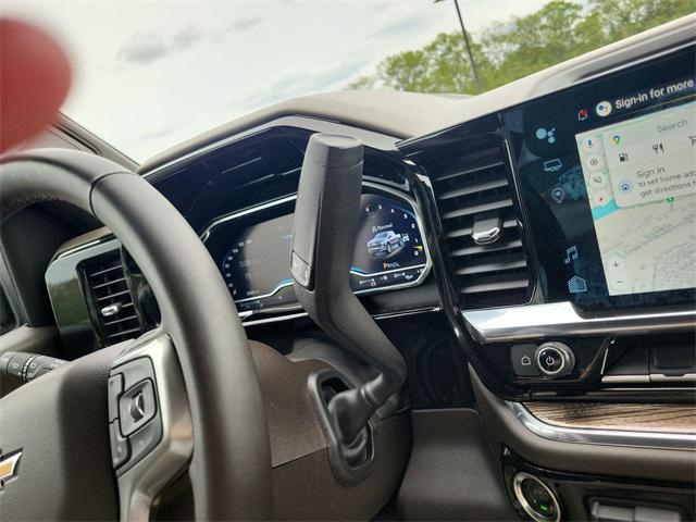 Photo of 2025 Black Chevrolet Silverado 1500