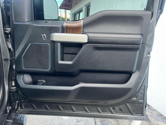 Photo of 2017 Medium Graphite Ford F-150