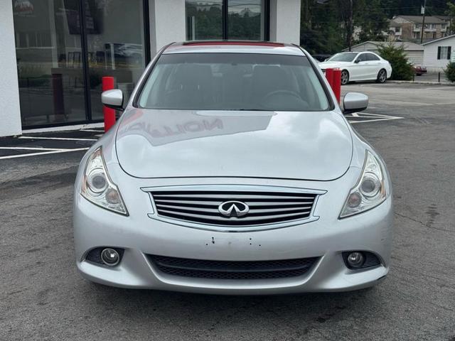 Photo of 2015 Liquid Platinum INFINITI Q40