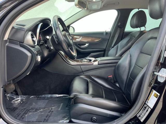 Photo of 2015 Black Mercedes-Benz C-Class